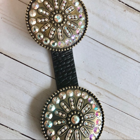 Christine Alexander Medallion w/Swarovski Crystals - Picture 12 of 13